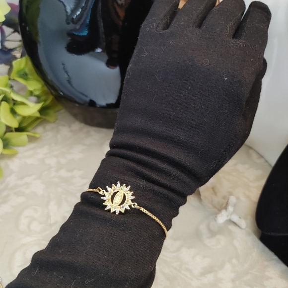 Gold Filled Rolo Bracelet  Crystal Saint Virgin Mary - Picture 5 of 6